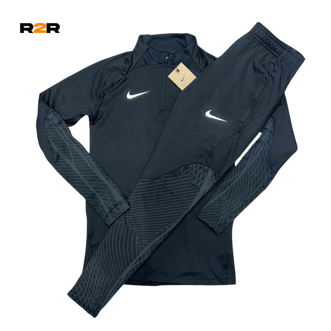 Nike strike 1/4 tracksuit black