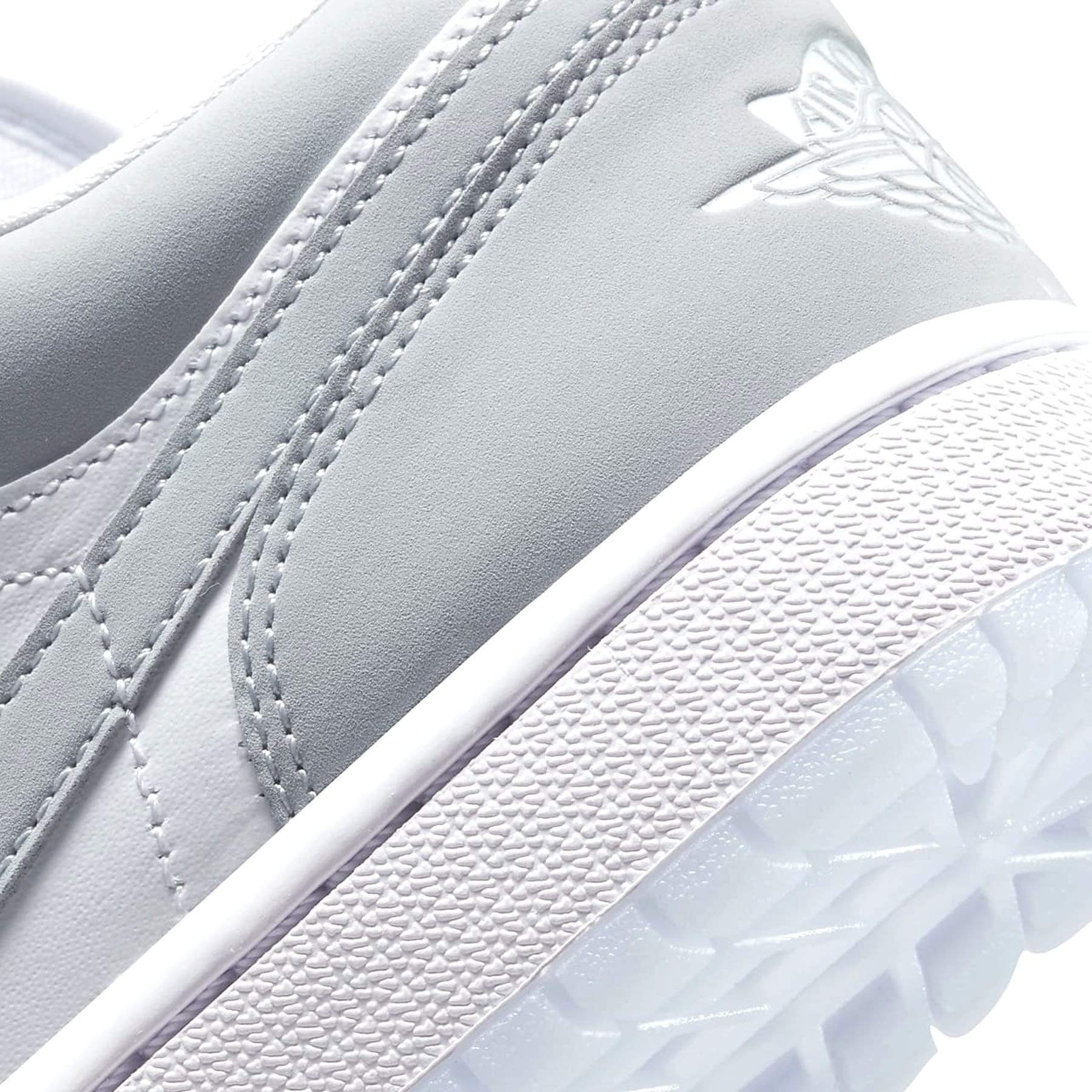 Air Jordan 1 Low Wmns 'White Wolf Grey'