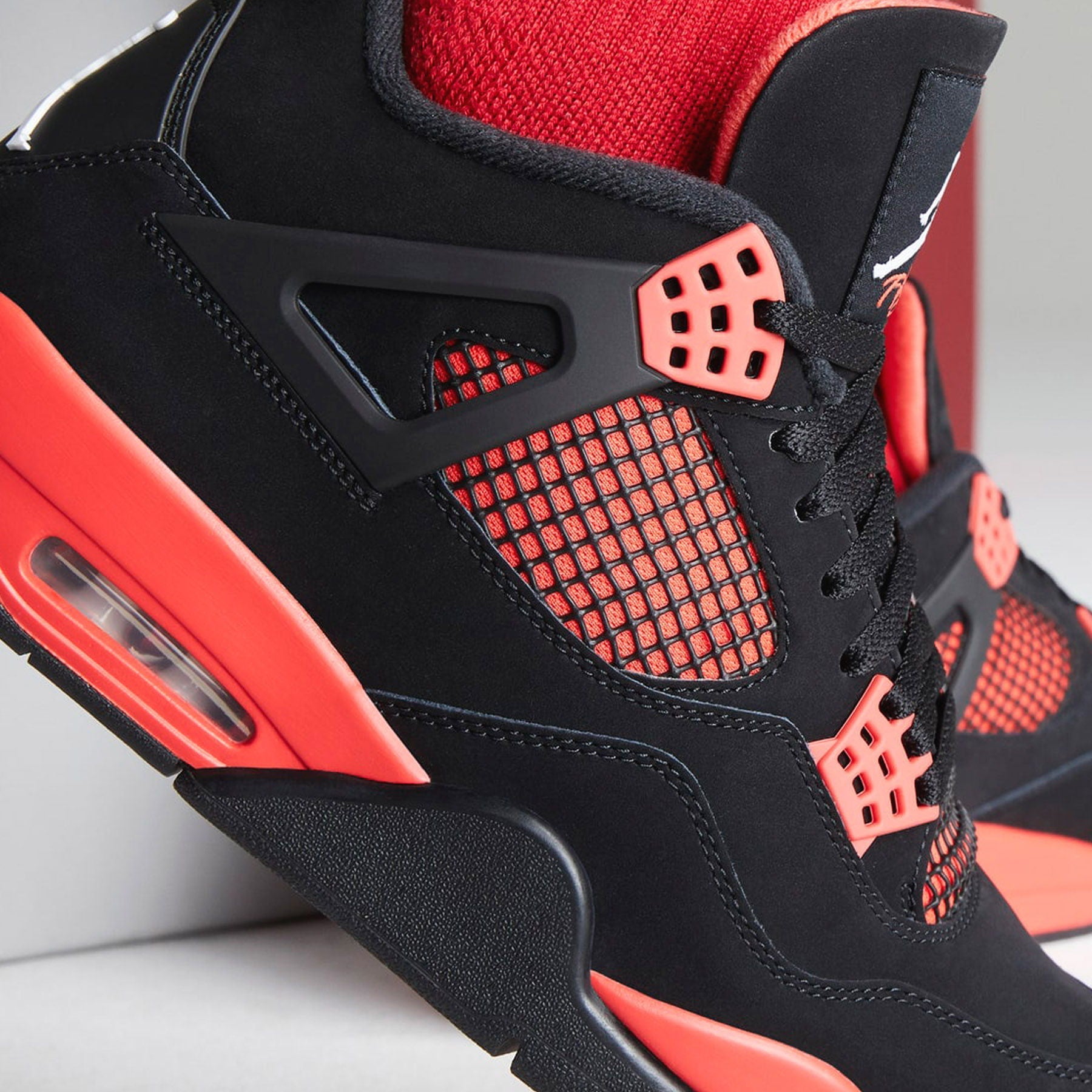 Air Jordan 4 Retro 'Red Thunder'