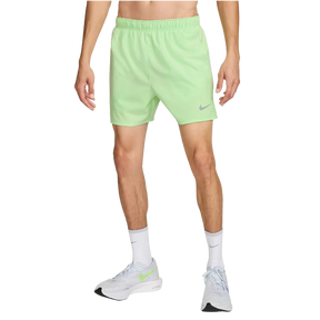 Nike challenger 18cm shorts 'vapour green'