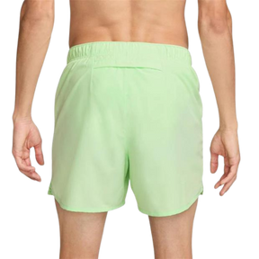 Nike challenger 13cm shorts 'vapour green'